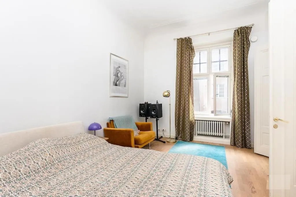 Central 2 Bedroom 2 Full Bathroom Executive Suite Helsinky Apartmán