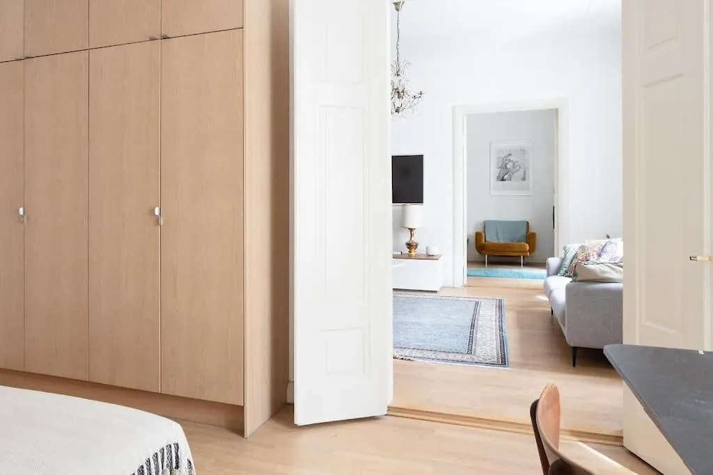 Central 2 Bedroom 2 Full Bathroom Executive Suite Helsinki